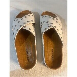 comfortview White Studded Crisscross Slide Sandals